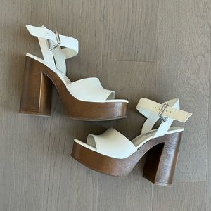 Steve Madden Kye Two-Piece wooden platform sandals size 6.5